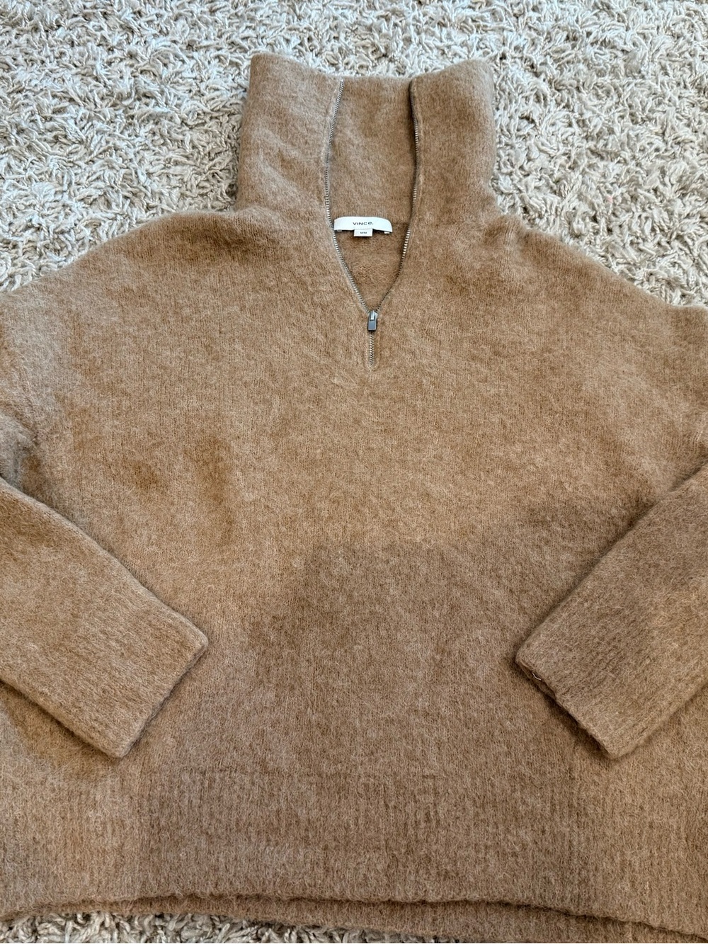 Vince alpaca blend sweater size M in Camel